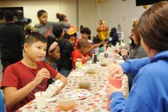 Students take part in crafts at the 2024 UFT Middle School Division’s annual Thanksgiving Luncheon on Nov. 23, 2024 at UFT headquarters. 